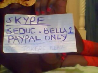 Kenyan video ngực trên webcam với skype acc