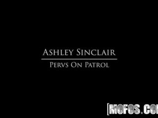 Ashley sinclair x nominālā video vid - pervs par patrol